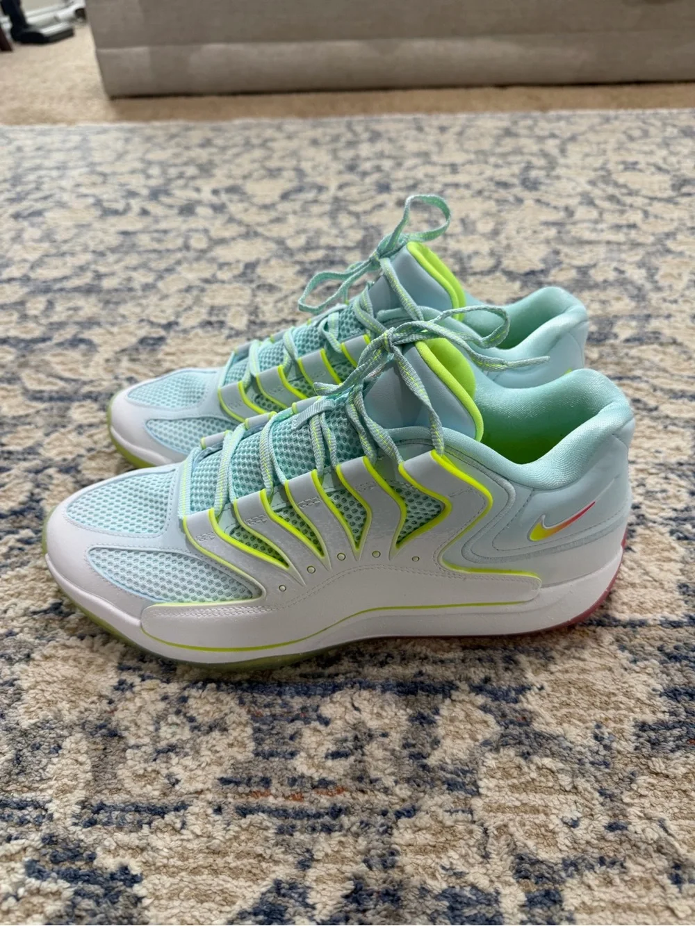 KD18 “Gifted” Size 11